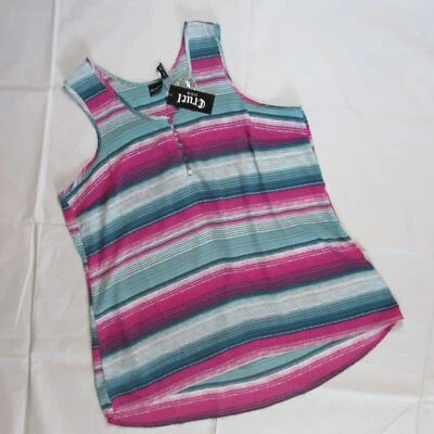 Camiseta sin mangas para mujer Cruel Denim Henley Hi bajas a rayas plisadas yugo Foto 1 de 3