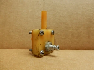 Genuine Jonsered 621 80 801 90 Fuel Tank Vent Fitting 504 75 22-01 - Picture 1 of 2