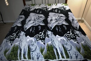 Vintage Full/Queen Decke Bettdecke heulender Wolf Wölfe Schneeberg 74"x93" - Bild 1 von 16
