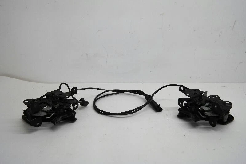 2009-2015 BMW 750LI RIGHT LEFT HOOD LATCH SET  - Изображение 1 из 4