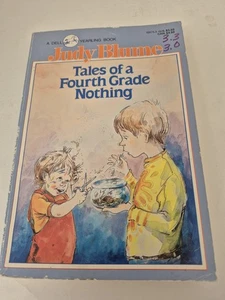 Tales Of A Fourth Grade Nothing Judy Blume Paperback Dell Yearling 1979 - Picture 1 of 4