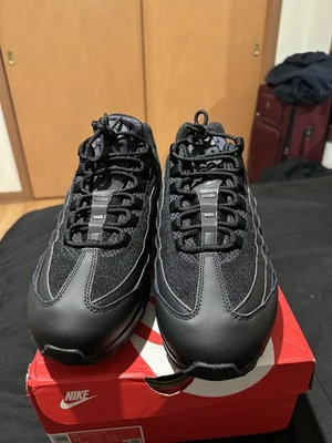 Black Anthracite Air Max 95 OG: 11 - Image 1 of 4