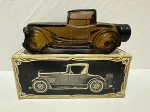 Bottiglia auto vintage Avon Sterling Six in pelle dopobarba 7 once completa con scatola - Foto 1 di 4