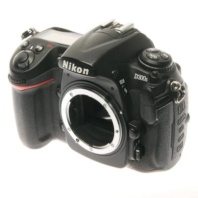 Nikon D300s Gehäuse ca. 50.000 Ausl. Kamera - Bild 1 von 4