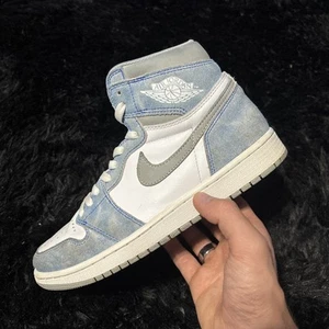 Nike Air Jordan 1 Retro OG High Hyper Royal Sneakers Mens Size 9 555088-402 - Picture 1 of 8