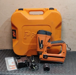 Paslode IM65 F16 Lithium Straight Brad Nailer 2nd Fix Nail Gun Battery Charger - Picture 1 of 23
