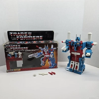 Vintage 1986 Ultra Magnus RT G1 Transformers Figure Japan Toy in Box INCOMPLETE - Image 1 of 4