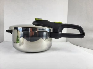 T-Fal Pressure Cooker Stainless Steel Cookware Dishwasher Safe Induction Clean - Foto 1 di 12