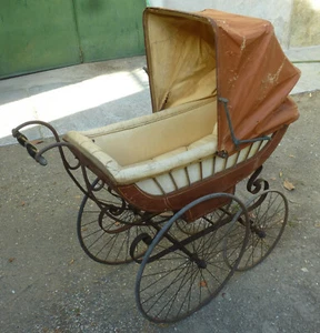 Antica carrozzina per neonati FARMER LANE & Co. LONDON, secolo XIX - Foto 1 di 4