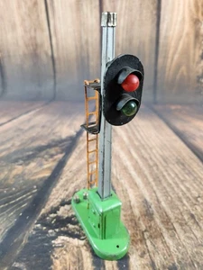 Lionel Automatic Block Signal no. 153 Working - Picture 1 of 7
