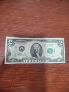 1976 Two $2 Dollar Bill - E41952176A - Picture 1 of 20