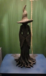Cracker Barrel 24” Witch Statue 2025 Exclusive Brand New - Imagen 1 de 9