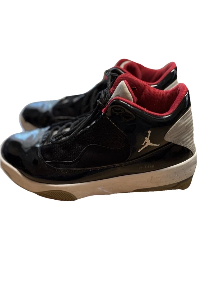 Tênis de basquete masculino Nike Air Jordan MAX AURA 2 8.5 CCK6636-006 preto cimento - Imagem 1 de 4