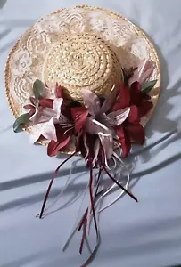 Decorative straw hat with flowers - Picture 1 of 4