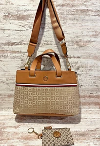 Tommy Hilfiger Womens Tan Satchel Handbag Pattern Print With ID Wallet - Picture 1 of 13