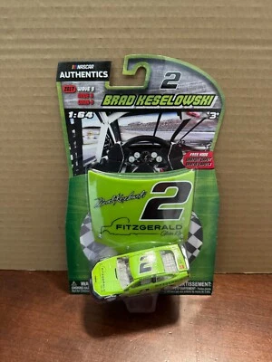Brad Keselowski Fitzgerald Gliders 2017 coche escala 1:64 NASCAR Authentics Foto 1 de 2
