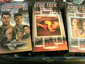 Star Trek Original VHS Episodes 1-10 LOT 10  Paramount Tapes 3 still wrapped - Picture 1 of 4