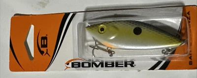 Bomber    Bait   Bonanza      Rattle Bait         Shad - Image 1 of 2