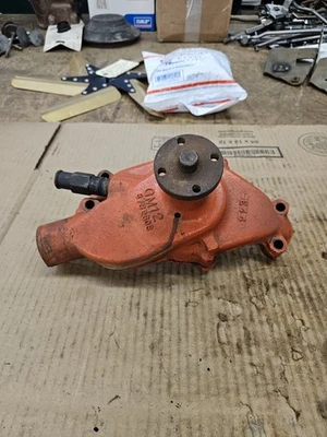 Chevrolet Impala Chevelle 327 1964 bomba de agua 3782608 608 E-4-4 Foto 1 de 4