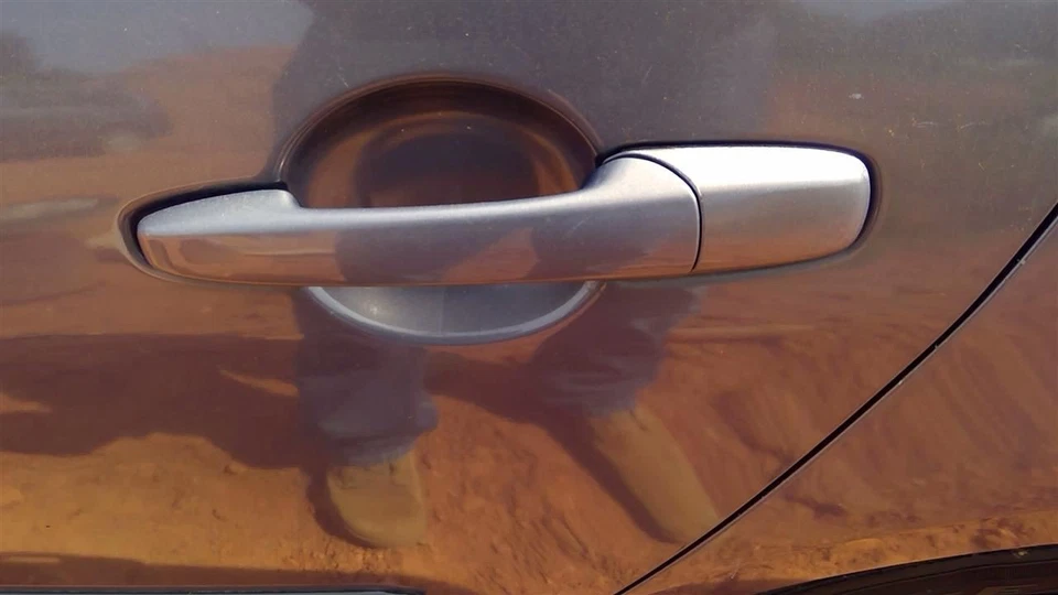 Maçaneta externa da porta traseira do motorista pintada se encaixa 07-12 MAZDA CX-7 240701 - Imagem 1 de 4