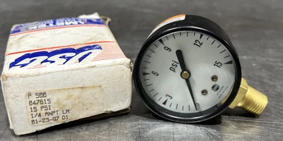 US Gauge 15# 15 PSI 2"  Bottom-mount Pressure Gauge 1/4" Male NPT - Nos Surplus - Image 1 of 3