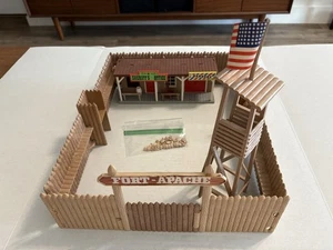 Fort Apache Play Set Marx or Albatros NO BOX Gate, Fencing, Building, Lookout + - Picture 1 of 14