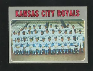 #422 Royals Team - 1970 Topps: VG-EX, no creases, good gloss 240087e - Picture 1 of 3