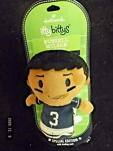 HALLMARK RUSSELL WILSON SPECIAL EDITION NFLPA ITTY BITTYS MIT TRADING CARD NEU - Bild 1 von 3