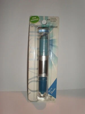 1 CoverGirl Smoky Shadowblast #825 Tempest Blue Cover Girl Shadow Blast - Image 1 of 2