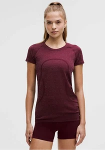 NWT Lululemon Swiftly Tech Short-Sleeve Shirt 2.0 Race Sparkle Berry Size 2 - Picture 1 of 7