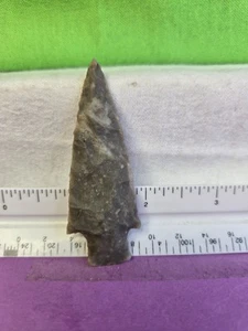 Artifact Finely made Etley point made of Hornstone from ford co Ind. - Picture 1 of 8