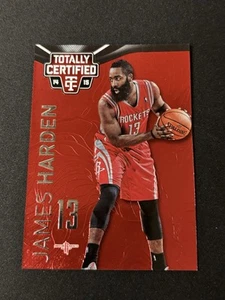 2014 Panini Totalmente Certificato Rosso 078/279 James Harden #47 Rockets - Foto 1 di 2