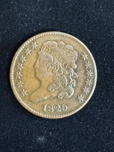 Medio centavo de cobre cabeza clásica 1825 1/2C raro fecha clave temprana ALTA CALIDAD SIN RES. - Imagen 1 de 2