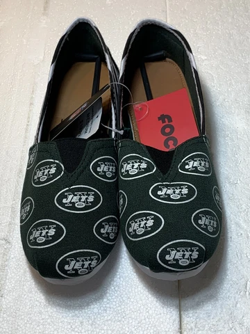 NWT NFL New York Jets Canvas Shoes Flats Women’s Striped Logo Green New Cover