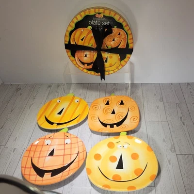 Juego de 4 placas Jack-O’-Lantern Boston Warehouse Trading Corp 2004- Calabazas Foto 1 de 4