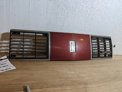 Grille Fits 86 EIGHTY EIGHT 34858 Foto 1 de 4