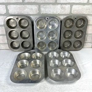 Lotto misto 5 teglie muffin alluminio vintage 6 fori cometa Worthmore Valiant - Foto 1 di 23