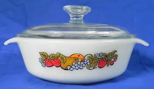 Fire King 1 Quart Runde Auflaufform #436 + Pyrex Deckel, Obsternte Muster, Exc - Bild 1 von 10
