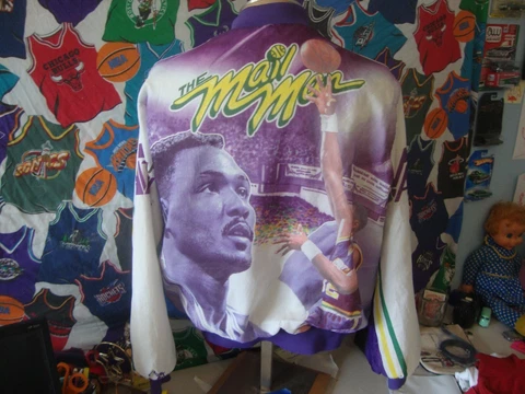 Vintage Utah Jazz Karl Malone Fanimation Chalk Line NBA Jacket XL Cover