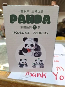 Cute Panda Building Blocks Set 720 Pieces - Picture 1 of 5