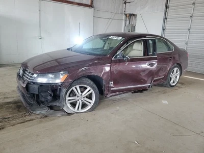 2014 Volkswagen Passat Windshield Wiper Motor FWD 2.0L Used 128K Miles - Image 1 of 4