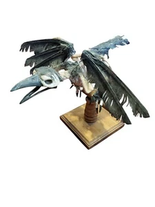 STORYBROOK HOLLOW RAVEN PERCHED PROP FEATHERS HORROR CREEPY BIRD Not taxidermy - Picture 1 of 15