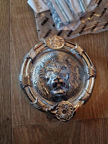 Stunning Large Round Lionhead Door Knocker Chrome 13.5cm Wide Heavy Quality Cover