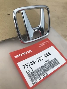 GENUINE FRONT HONDA "H" EMBLEM 94-01 INTEGRA 93-97 DEL SOL BRAND NEW OEM  - Picture 1 of 8