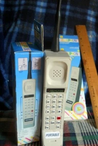 CELLUPHONE Vintage Motorola Style REPLICA TOY Brick PORTABLE Cell Phone - Picture 1 of 4