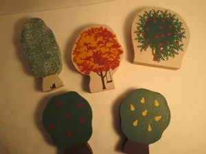 Cat's Meow 5 Piece Vintage 5 Fall HARVEST Fruiting VILLAGE TREES $6Ship - Picture 1 of 7