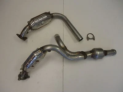 2010 2011 2012 2013 Chevrolet Silverado 1500 5.3L V8 RWD Catalytic Converter - Image 1 of 4