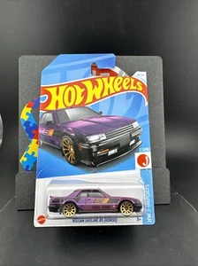 Hot Wheels Nissan Skyline RS KDR30 Purple 1/10 International Card - Picture 1 of 2