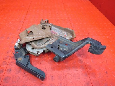 Conjunto de pedal de freno eléctrico de estacionamiento de emergencia 99-04 Ford F-250 F-350 Super Duty 4406 Foto 1 de 4