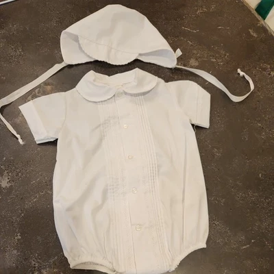 Romper branco vintage Alexis bebê meninos 6 meses batismo peça única chapéu fósforo - Imagem 1 de 4